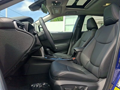 2025 Toyota Corolla Cross XLE