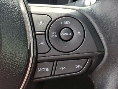 2025 Toyota Corolla Cross XLE