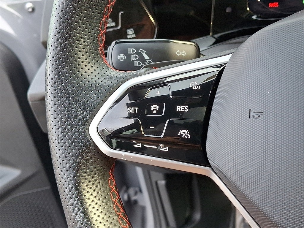 2024 Volkswagen Golf GTI 2.0T SE