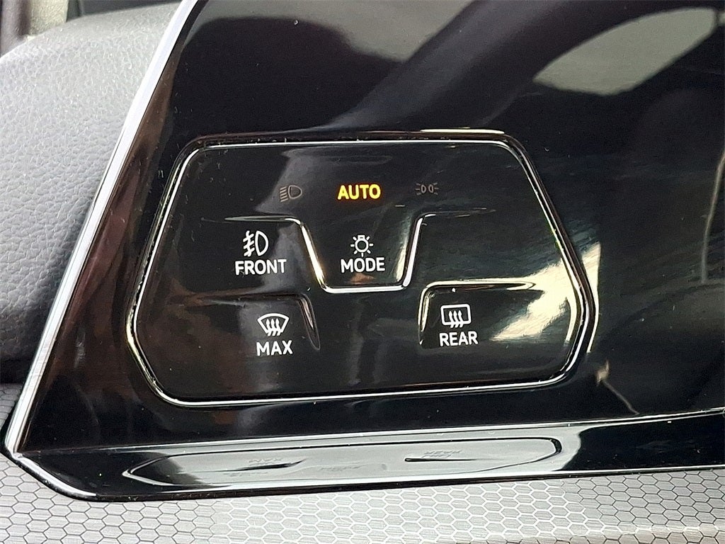 2024 Volkswagen Golf GTI 2.0T SE