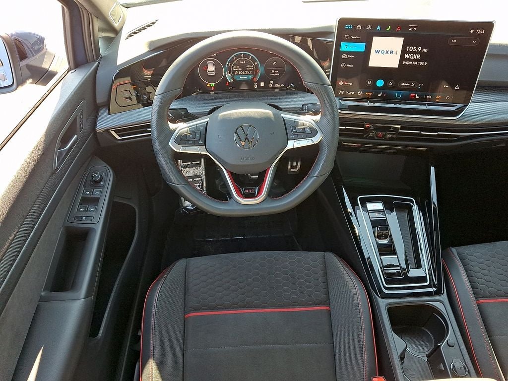 2025 Volkswagen Golf GTI 2.0T SE
