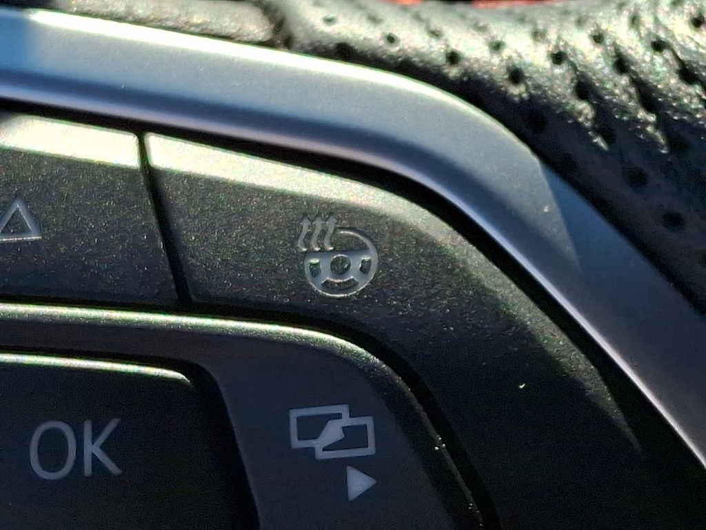 2025 Volkswagen Golf GTI 2.0T SE