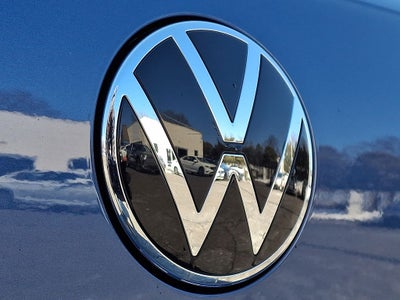 2025 Volkswagen Golf GTI 2.0T SE