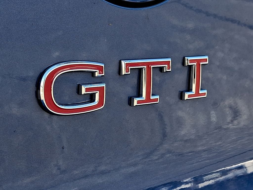 2025 Volkswagen Golf GTI 2.0T SE