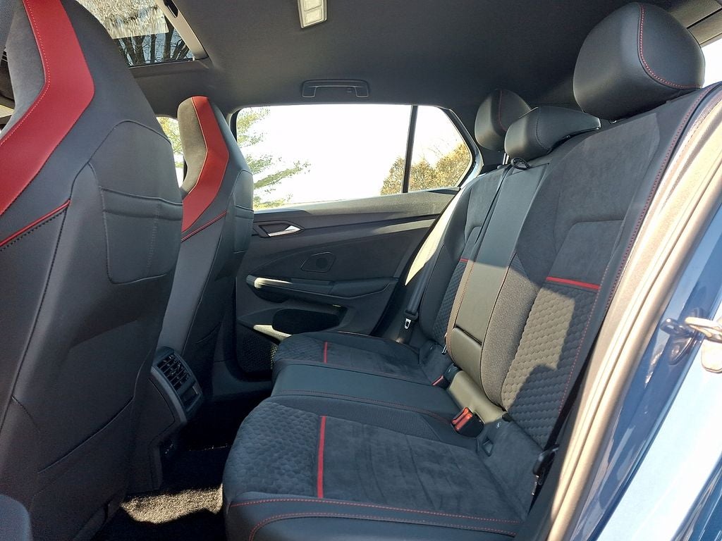 2025 Volkswagen Golf GTI 2.0T SE