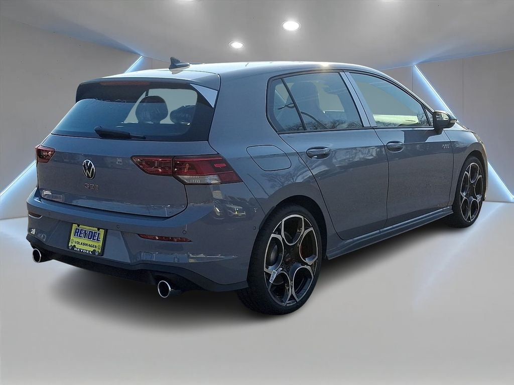 2026 Volkswagen Golf GTI Autobahn