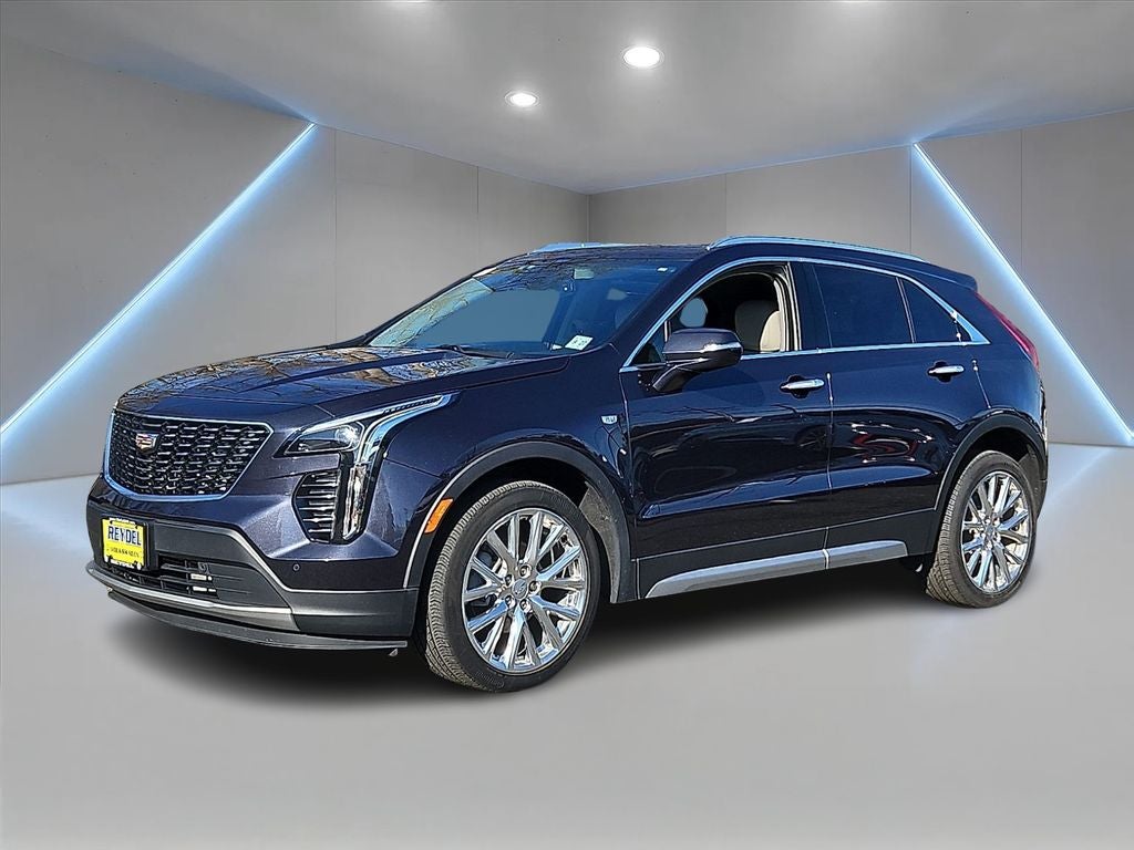 2023 Cadillac XT4 Premium Luxury