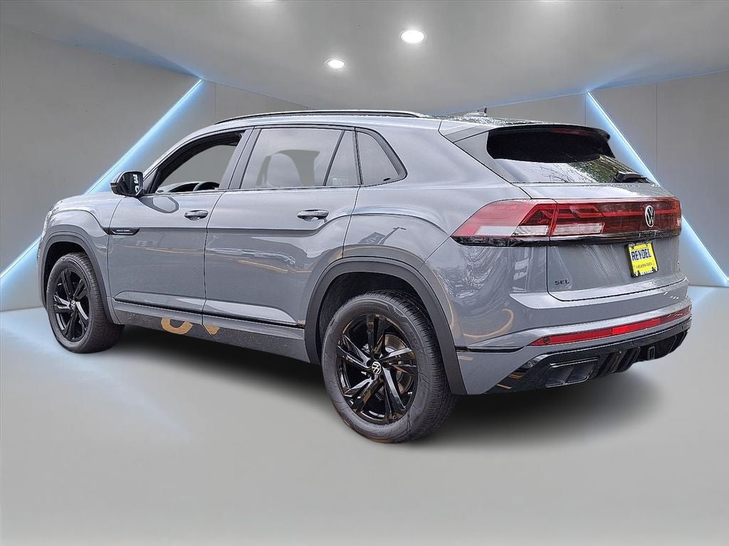 2026 Volkswagen Atlas Cross Sport 2.0T SEL R-Line Black