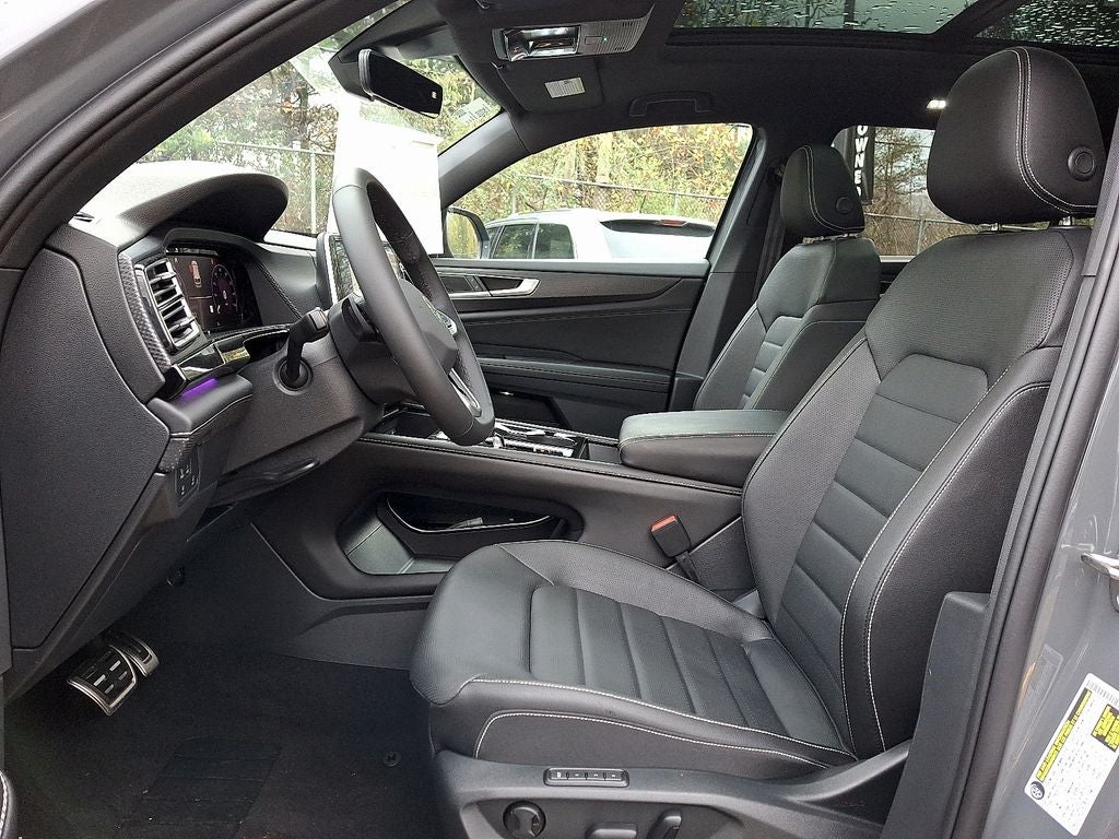 2026 Volkswagen Atlas Cross Sport 2.0T SEL R-Line Black