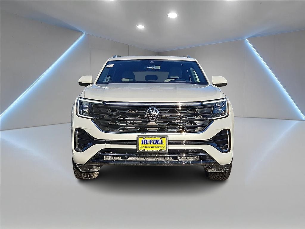 2024 Volkswagen Atlas Cross Sport 2.0T SEL R-Line
