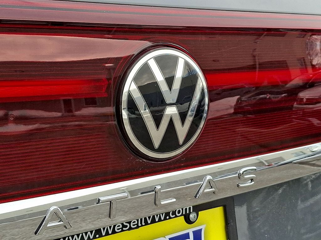 2024 Volkswagen Atlas Cross Sport 2.0T SEL R-Line
