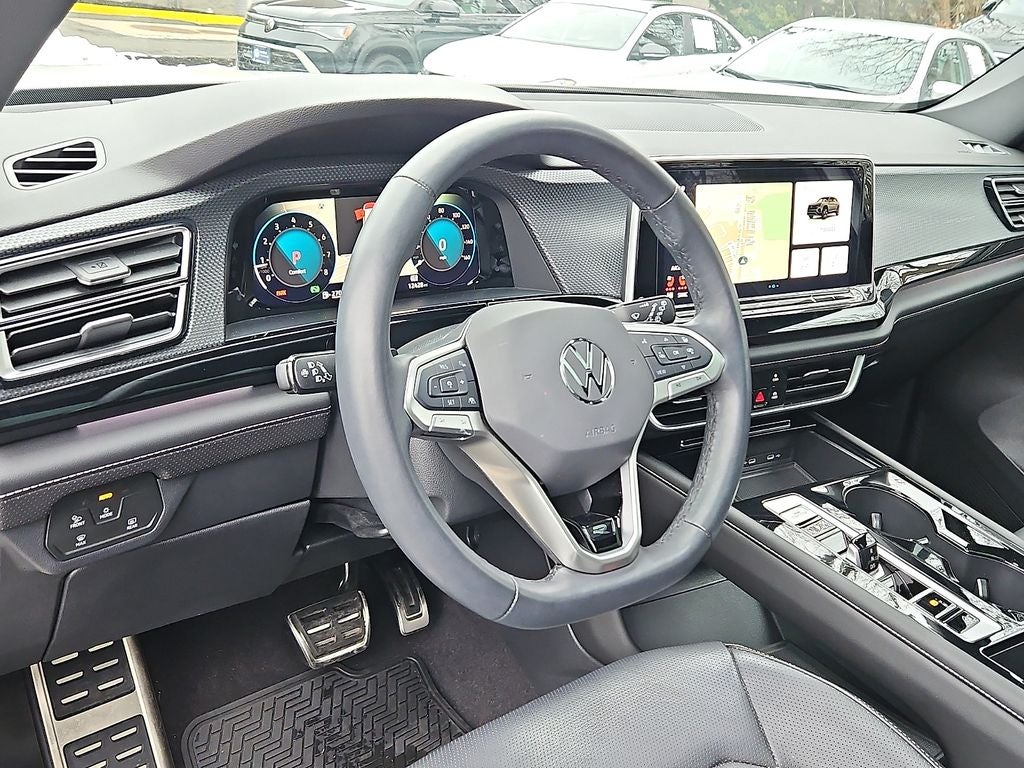 2024 Volkswagen Atlas Cross Sport 2.0T SEL R-Line