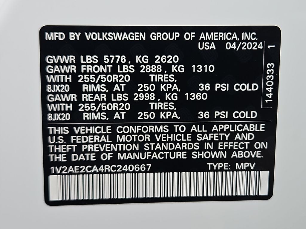 2024 Volkswagen Atlas Cross Sport 2.0T SEL R-Line