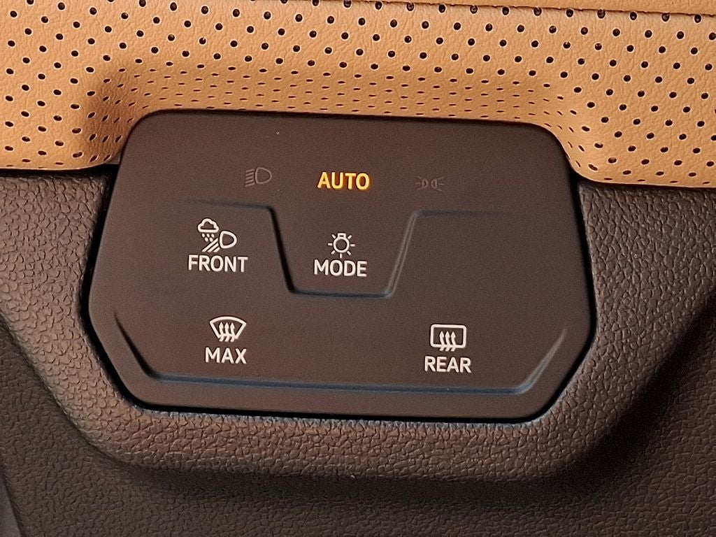 2026 Volkswagen Atlas Cross Sport 2.0T SEL