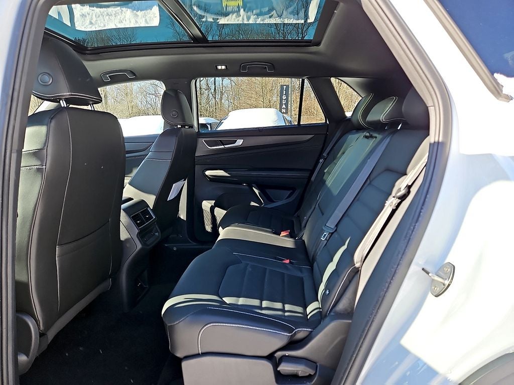 2024 Volkswagen Atlas Cross Sport 2.0T SEL