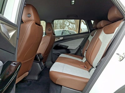 2025 Volkswagen ID.4 Pro