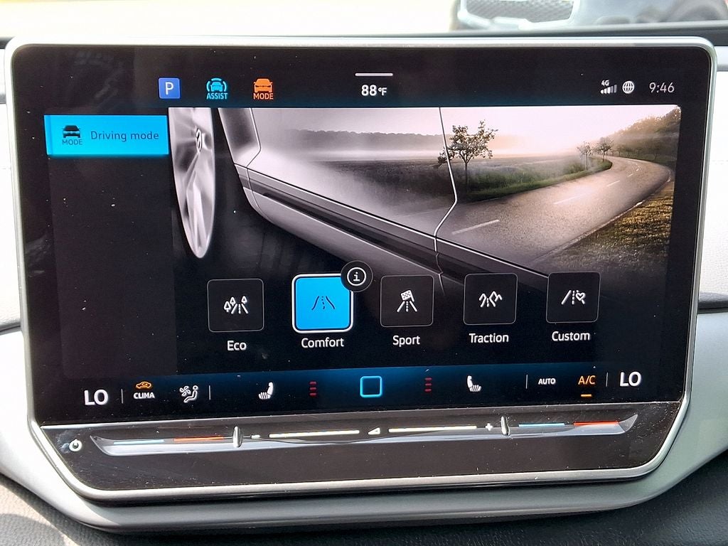 2024 Volkswagen ID.4 Pro
