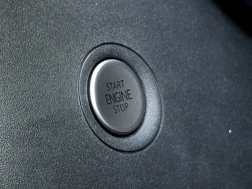 2025 Volkswagen ID.4 Pro