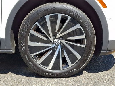 2025 Volkswagen ID.4 Pro