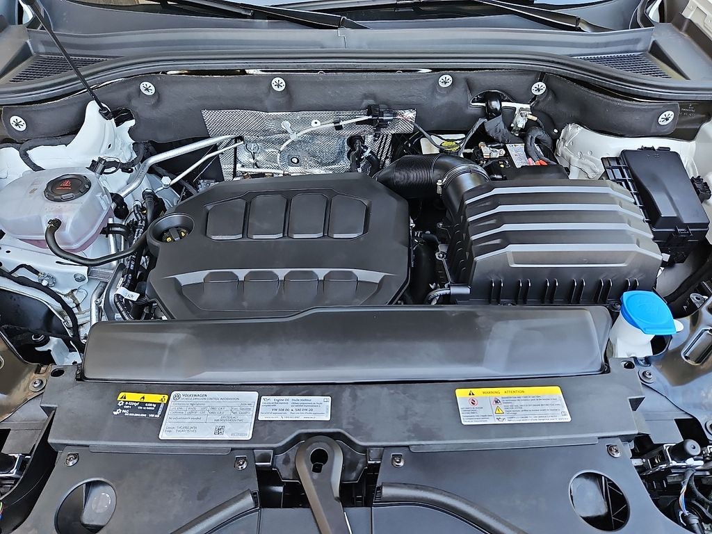 2026 Volkswagen Atlas Cross Sport 2.0T SEL Premium R-Line