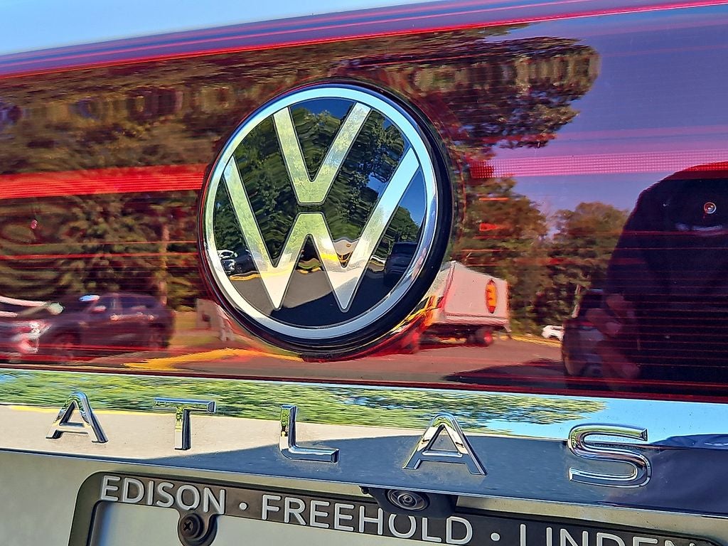 2026 Volkswagen Atlas Cross Sport 2.0T SEL Premium R-Line