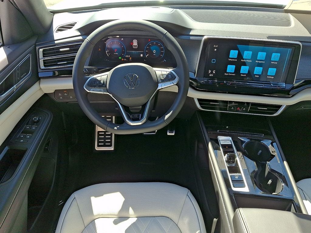 2026 Volkswagen Atlas Cross Sport 2.0T SEL Premium R-Line