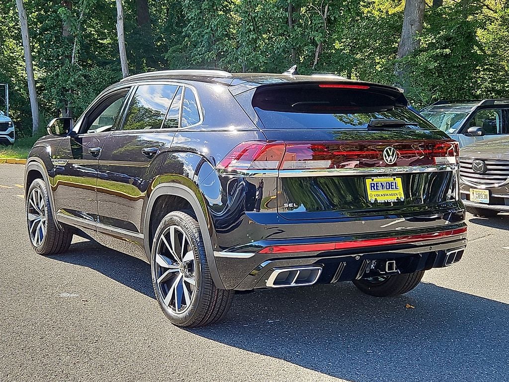 2026 Volkswagen Atlas Cross Sport SEL Premium R-Line