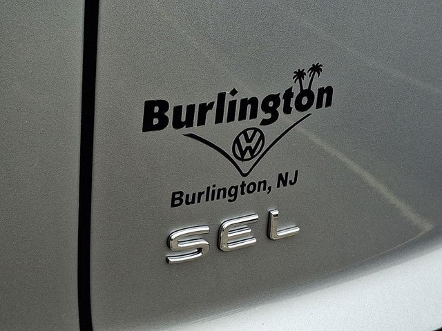 2026 Volkswagen Atlas Cross Sport SEL Premium R-Line