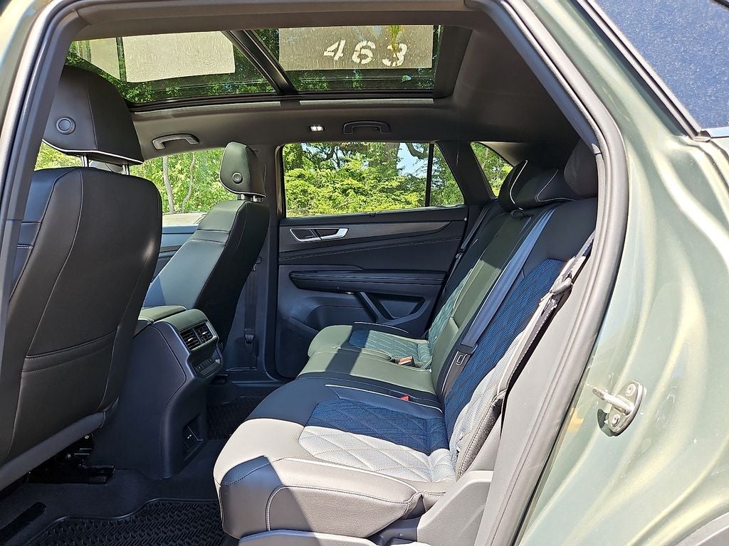 2026 Volkswagen Atlas Cross Sport 2.0T SEL Premium R-Line