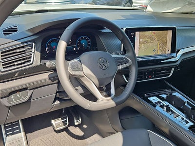 2026 Volkswagen Atlas Cross Sport SEL Premium R-Line