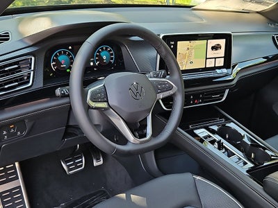 2026 Volkswagen Atlas Cross Sport SEL Premium R-Line