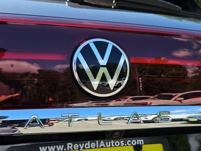 2026 Volkswagen Atlas Cross Sport SEL Premium R-Line