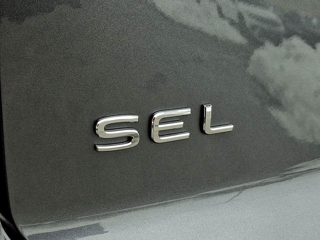 2025 Volkswagen Atlas Cross Sport 2.0T SEL Premium R-Line