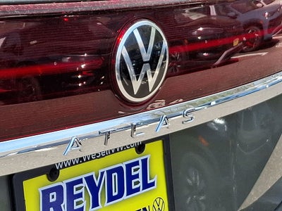 2026 Volkswagen Atlas 2.0T SEL Premium R-Line
