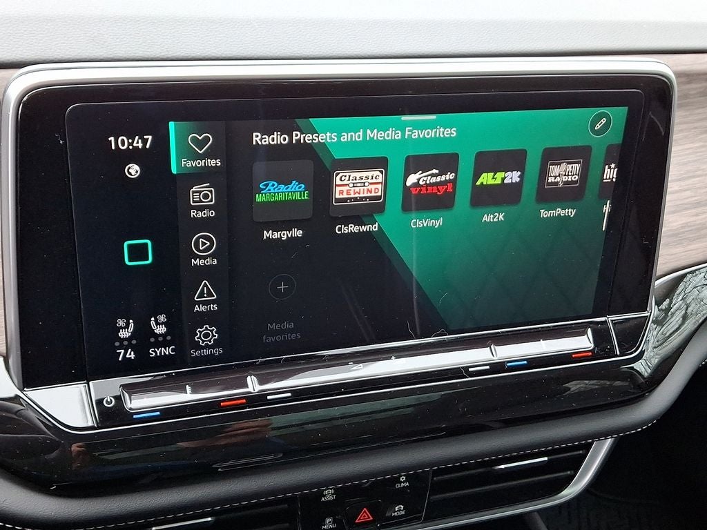 2025 Volkswagen Atlas 2.0T SEL Premium R-Line