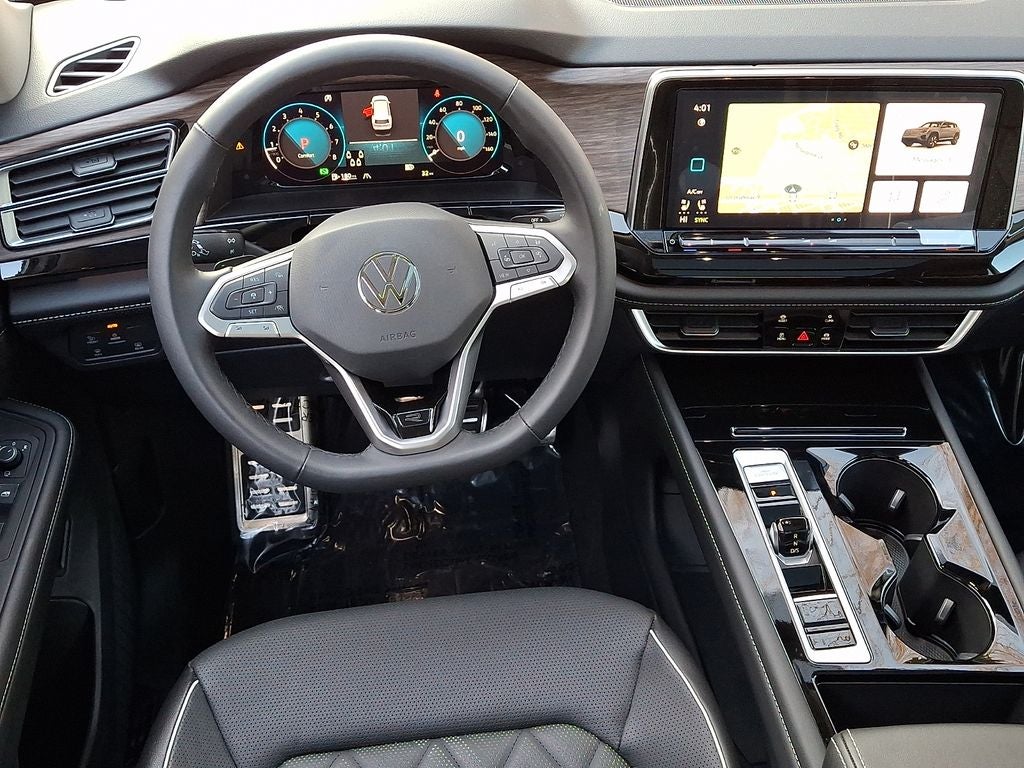 2025 Volkswagen Atlas 2.0T SEL Premium R-Line