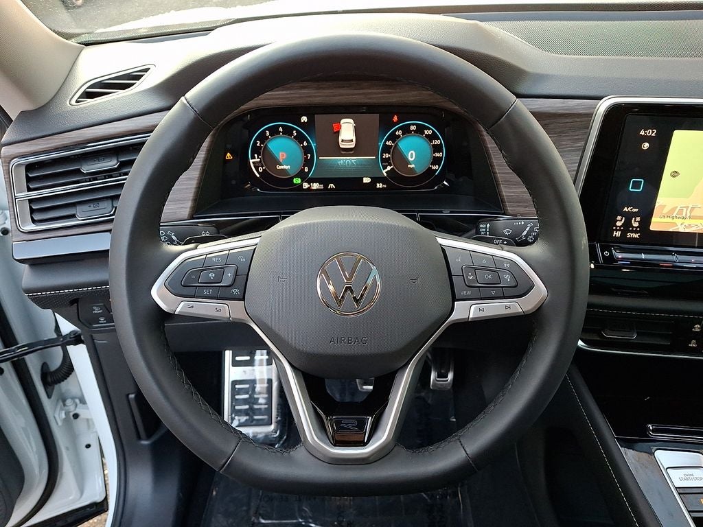 2025 Volkswagen Atlas 2.0T SEL Premium R-Line