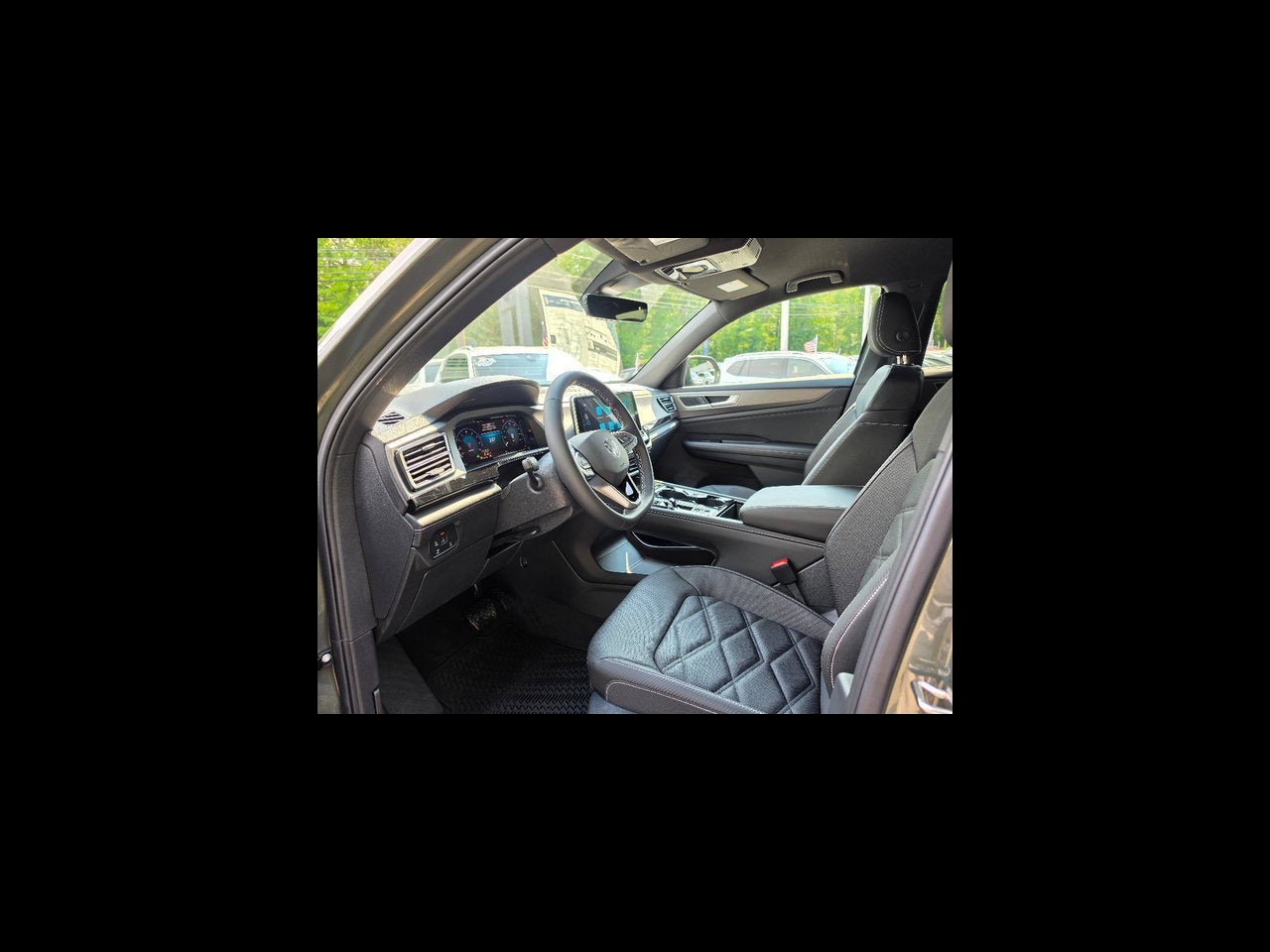 2026 Volkswagen Atlas Cross Sport SE w/Technology