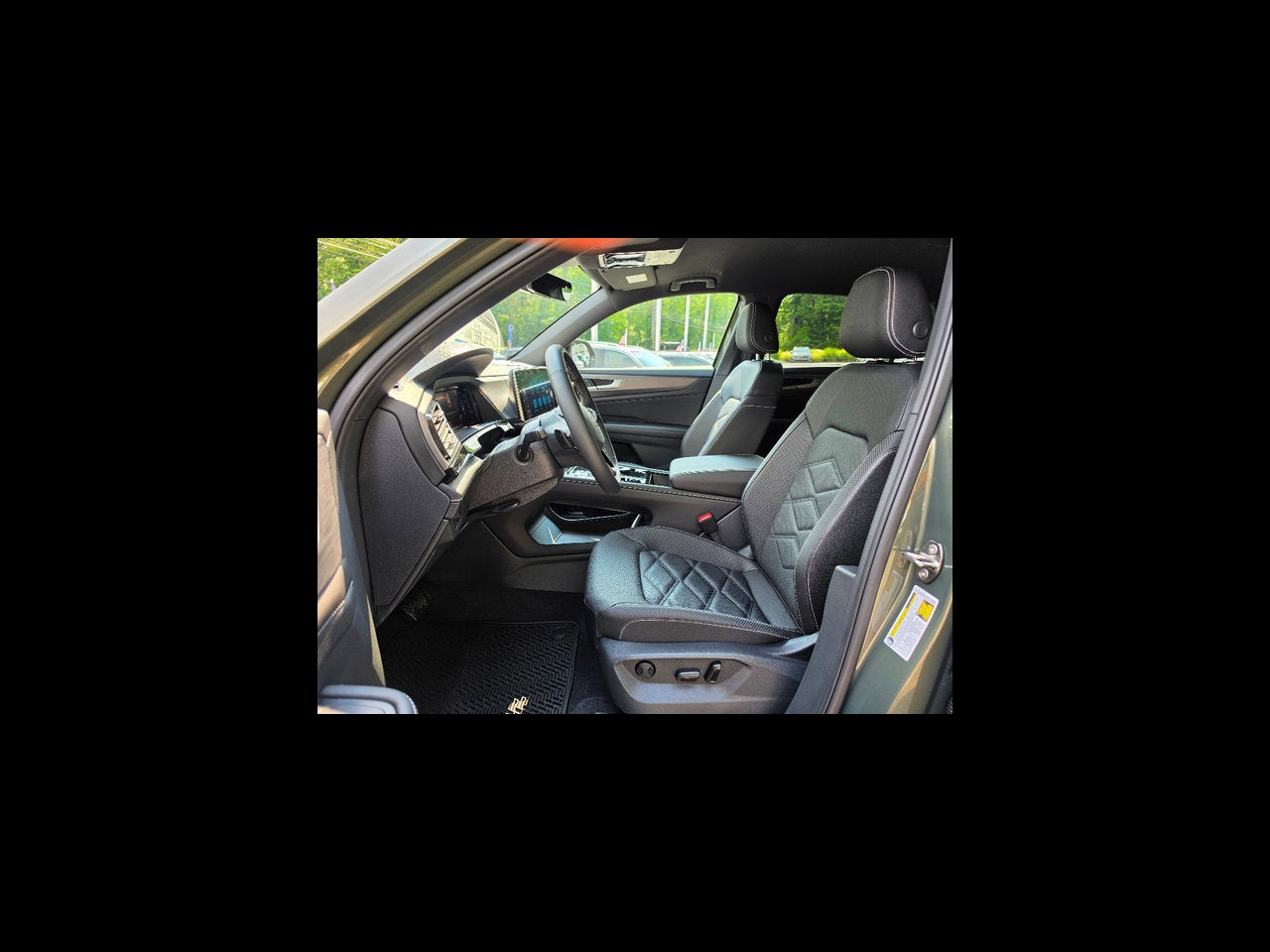 2026 Volkswagen Atlas Cross Sport SE w/Technology