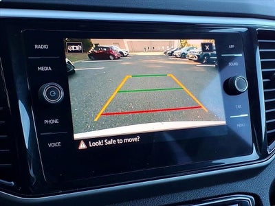 2022 Volkswagen Atlas 3.6L V6 SE w/Technology