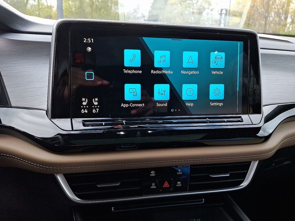 2026 Volkswagen Atlas Cross Sport 2.0T SE w/Technology