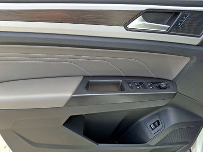 2023 Volkswagen Atlas 2.0T SE w/Technology