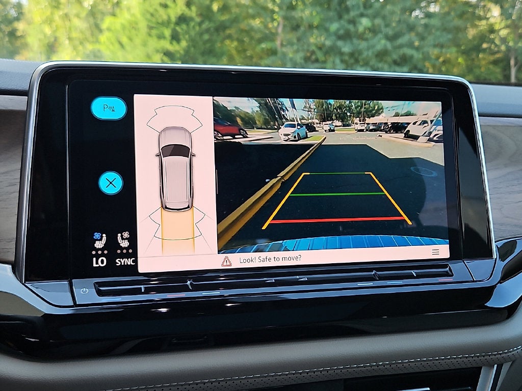 2024 Volkswagen Atlas 2.0T SE w/Technology