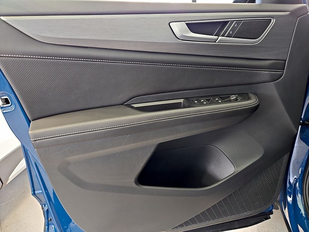 2025 Volkswagen Atlas Cross Sport 2.0T SE