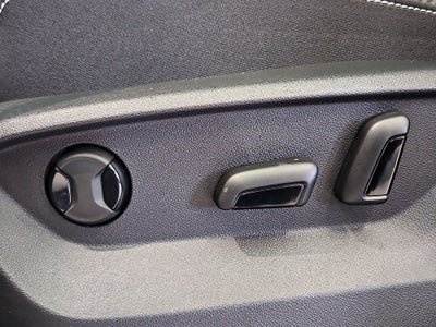 2025 Volkswagen Atlas Cross Sport 2.0T SE