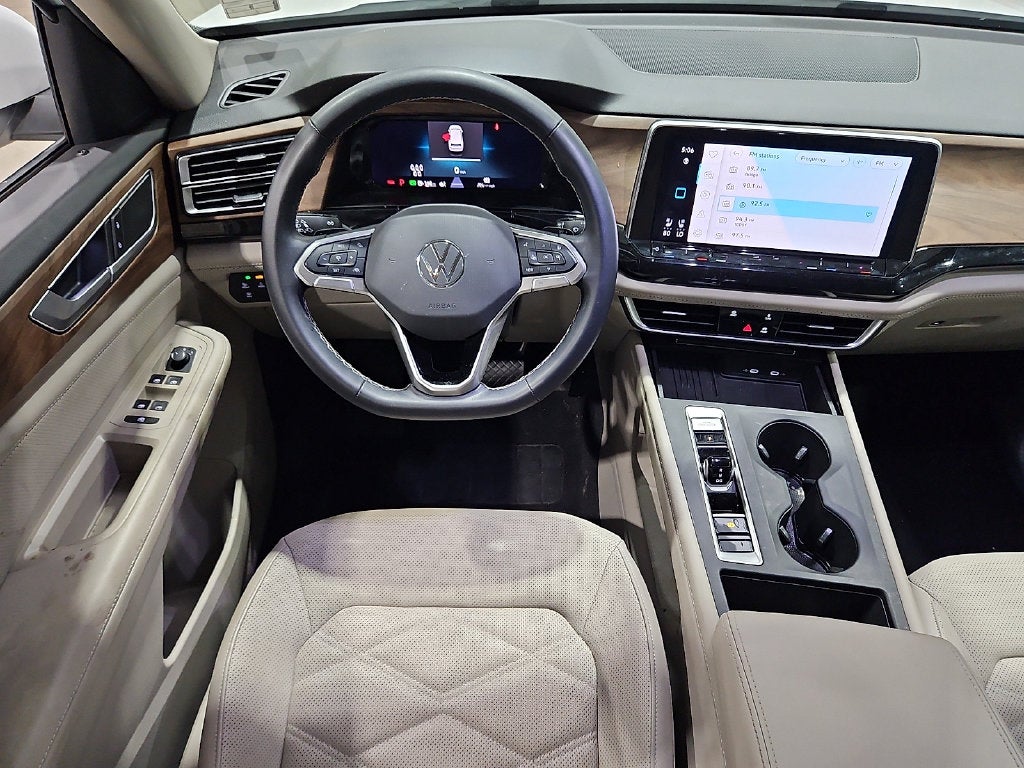 2025 Volkswagen Atlas 2.0T SE