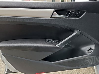 2020 Volkswagen Passat 2.0T SE