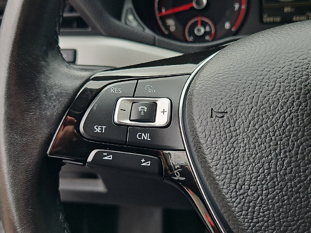 2020 Volkswagen Passat 2.0T SE