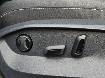 2026 Volkswagen Taos 1.5T SE Black