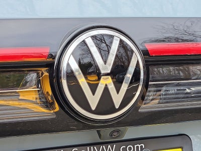 2026 Volkswagen Taos 1.5T SE Black